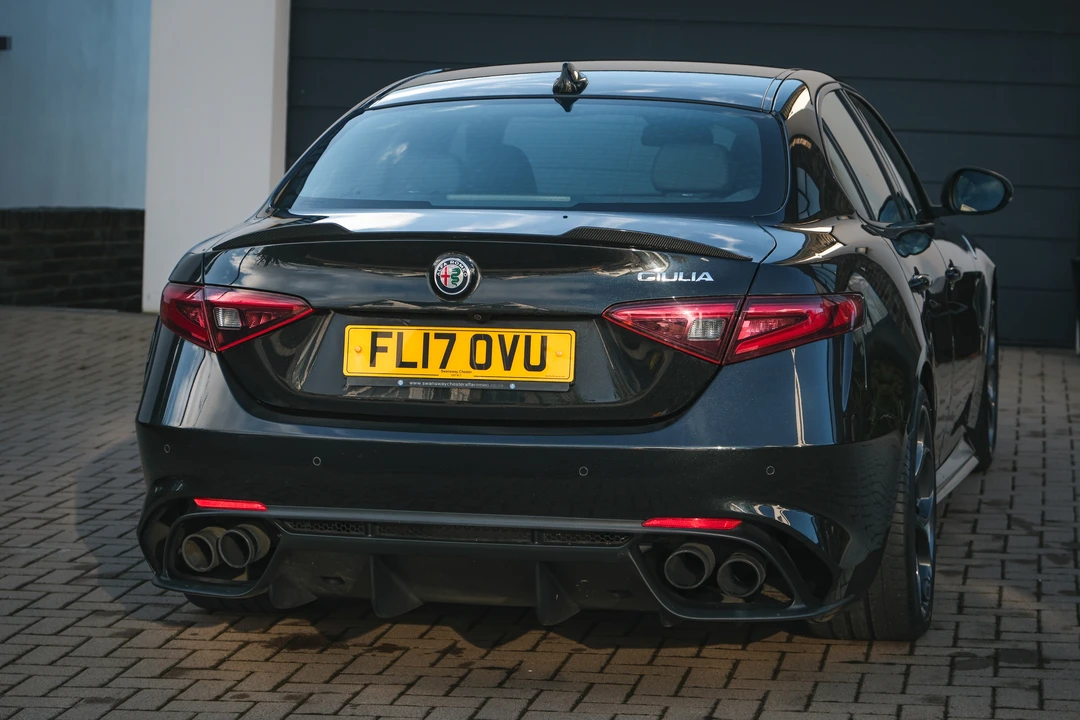 2017 Alfa Romeo Giulia Quadrifoglio - Image 4 of 31