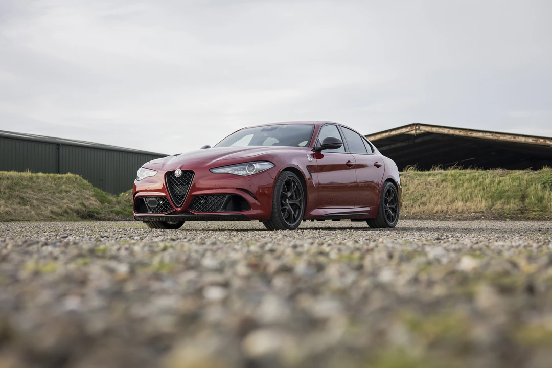 2017 Alfa Romeo Giulia Quadrifoglio - Image 17 of 31