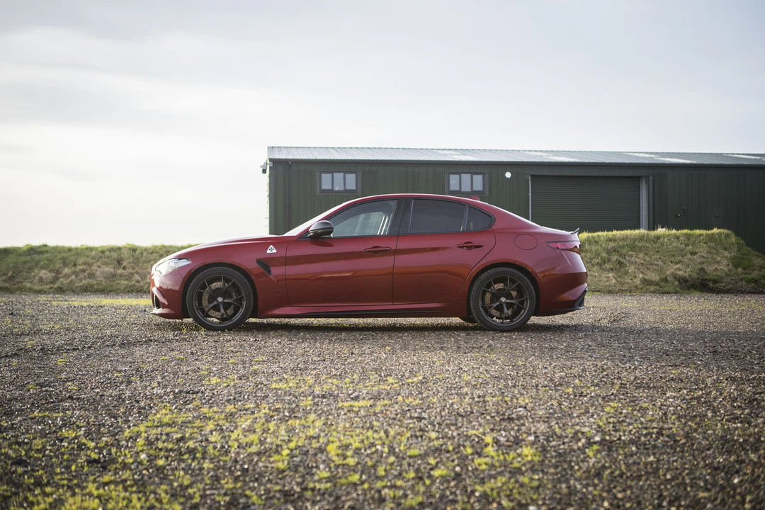 2017 Alfa Romeo Giulia Quadrifoglio - Image 16 of 31