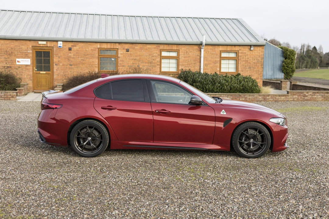 2017 Alfa Romeo Giulia Quadrifoglio - Image 12 of 31