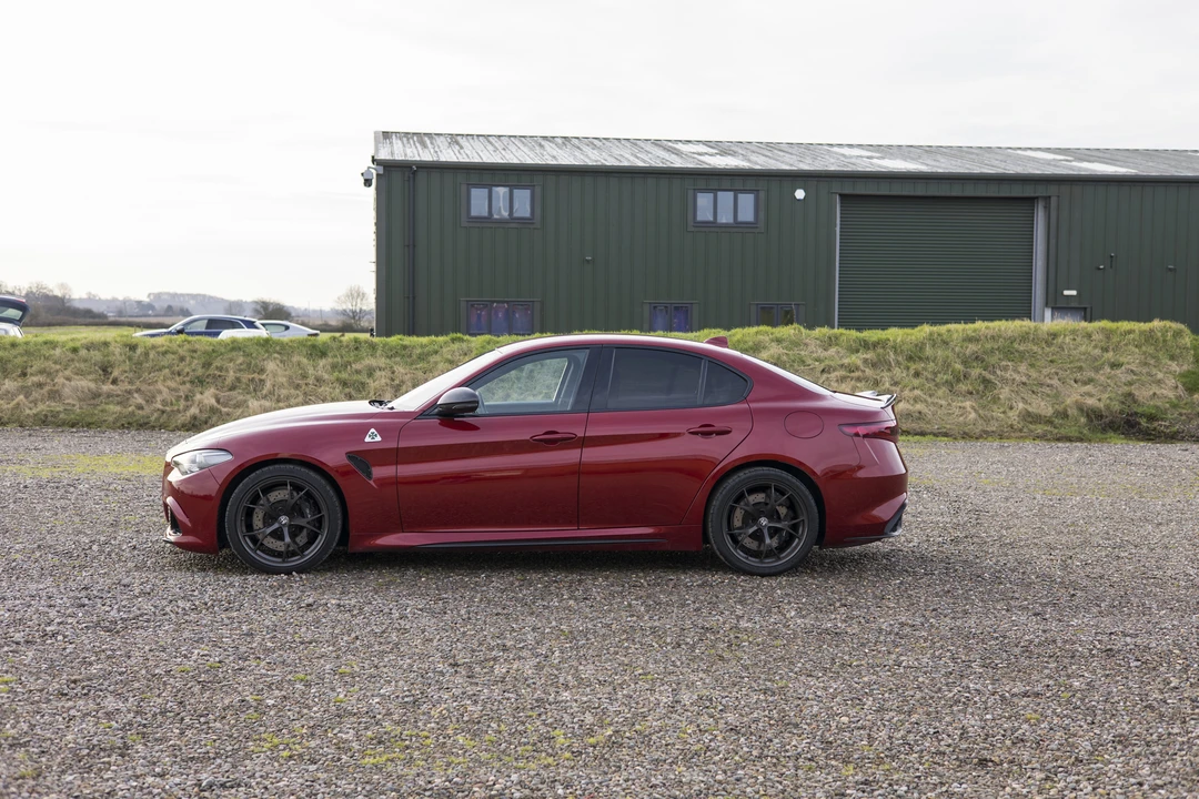 2017 Alfa Romeo Giulia Quadrifoglio - Image 10 of 31