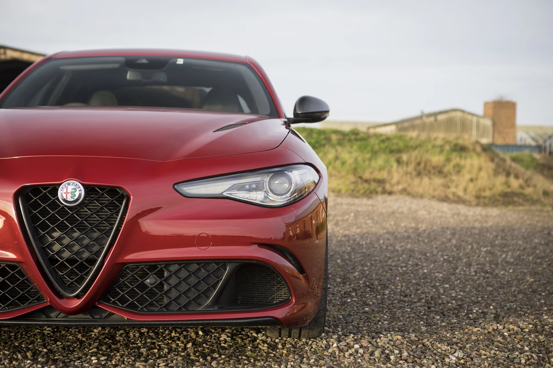 2017 Alfa Romeo Giulia Quadrifoglio - Image 21 of 31