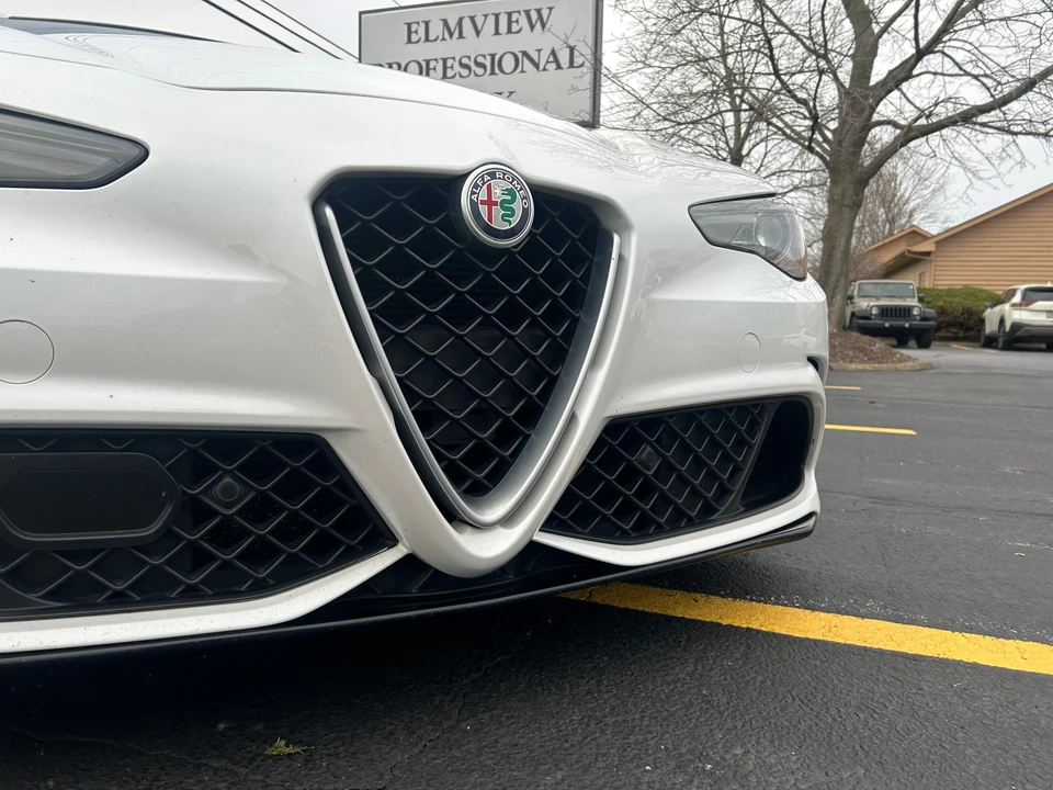 2017 Alfa Romeo Giulia Quadrifoglio - Image 24 of 31