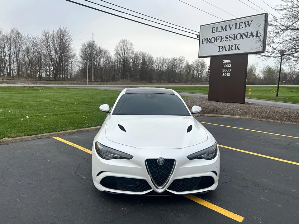 2017 Alfa Romeo Giulia Quadrifoglio - Image 6 of 31