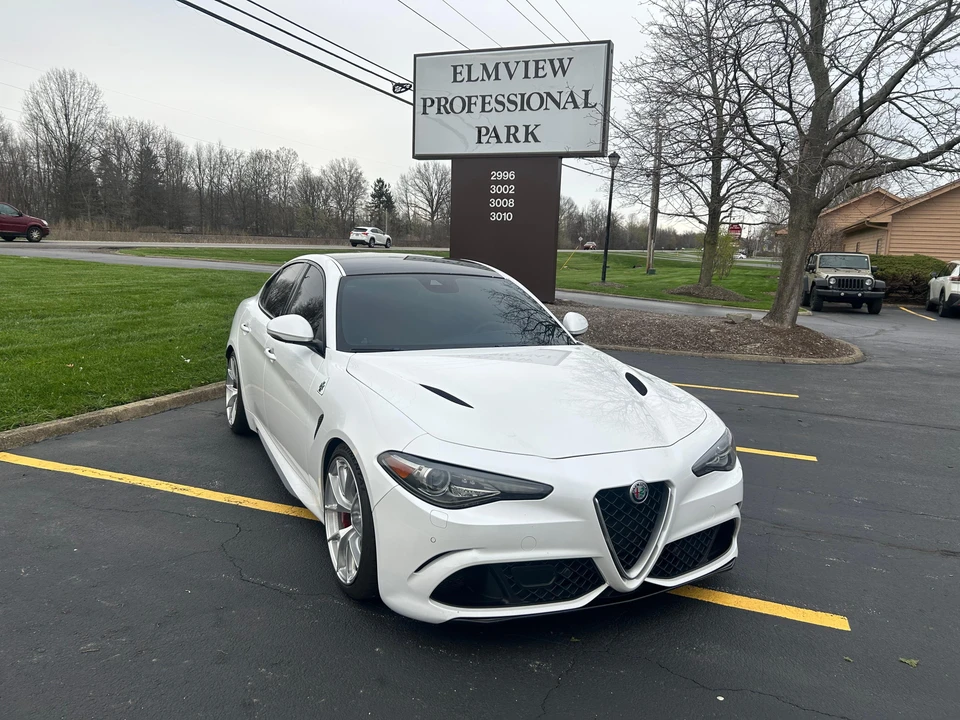 2017 Alfa Romeo Giulia Quadrifoglio - Image 22 of 31