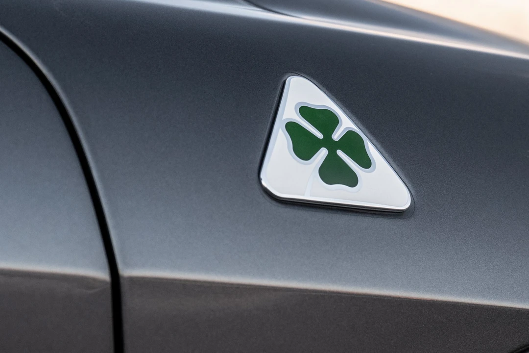 2017 Alfa Romeo Giulia Quadrifoglio - Image 24 of 31