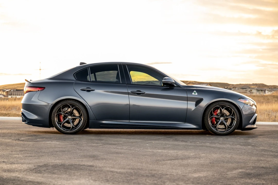 2017 Alfa Romeo Giulia Quadrifoglio - Image 12 of 31
