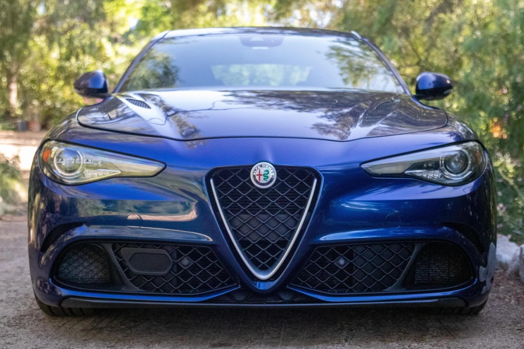 2017 Alfa Romeo Giulia Quadrifoglio - Image 2 of 30