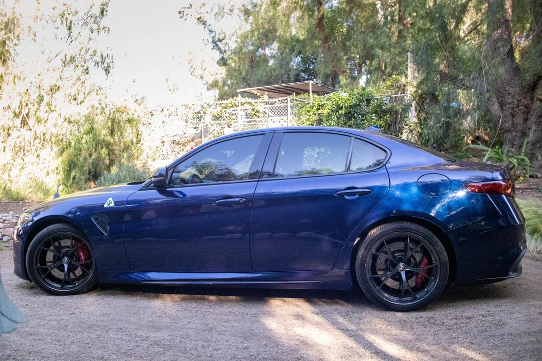 2017 Alfa Romeo Giulia Quadrifoglio - Image 6 of 30