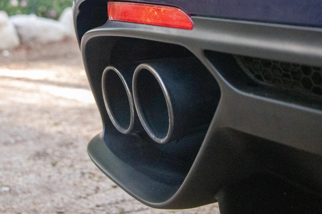 2017 Alfa Romeo Giulia Quadrifoglio - Image 16 of 30