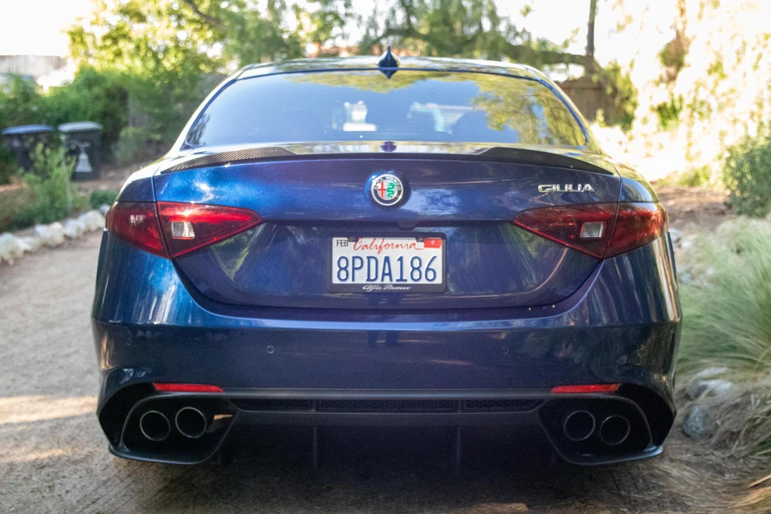 2017 Alfa Romeo Giulia Quadrifoglio - Image 5 of 30