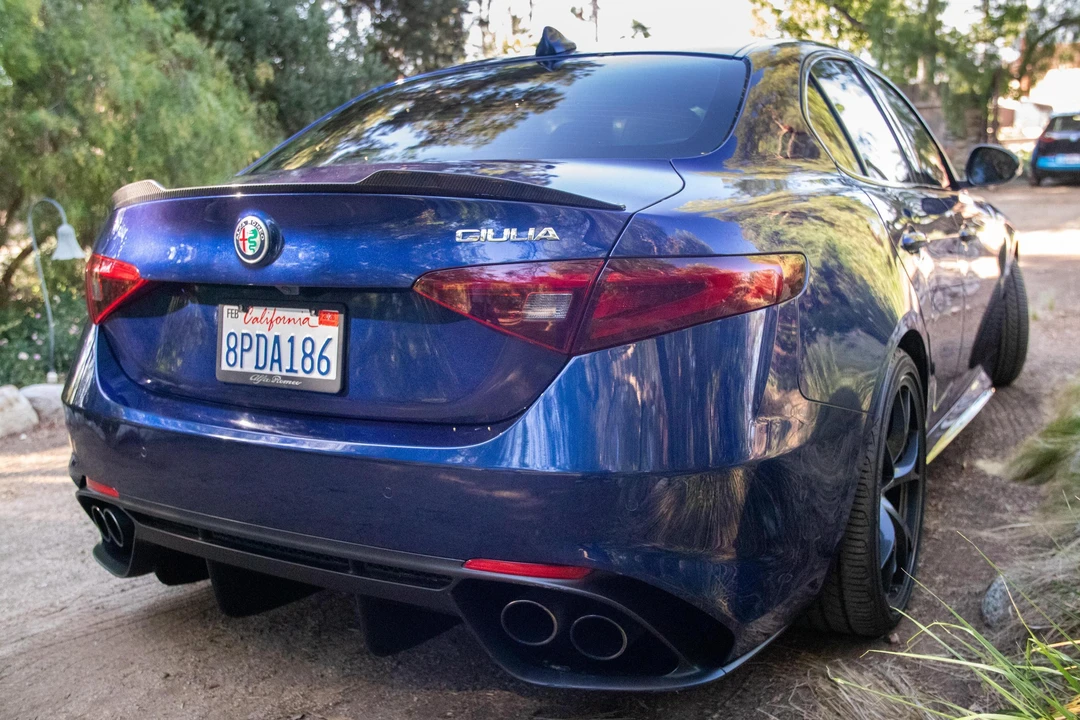 2017 Alfa Romeo Giulia Quadrifoglio - Image 4 of 30