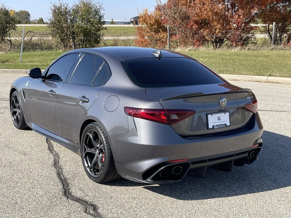 2017 Alfa Romeo Giulia Quadrifoglio - Image 22 of 31