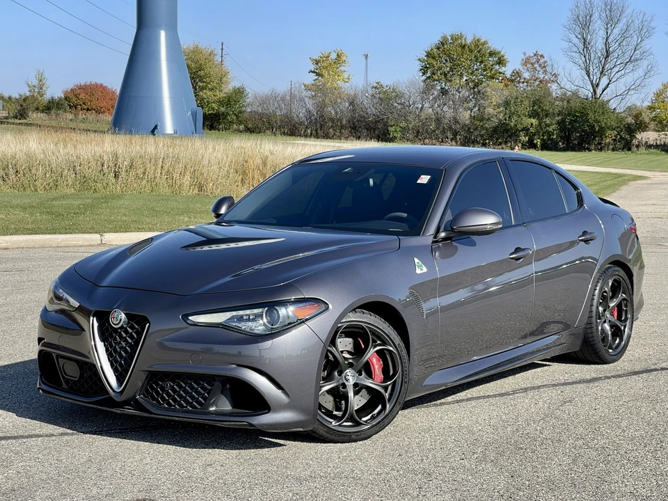 2017 Alfa Romeo Giulia Quadrifoglio - Image 8 of 31