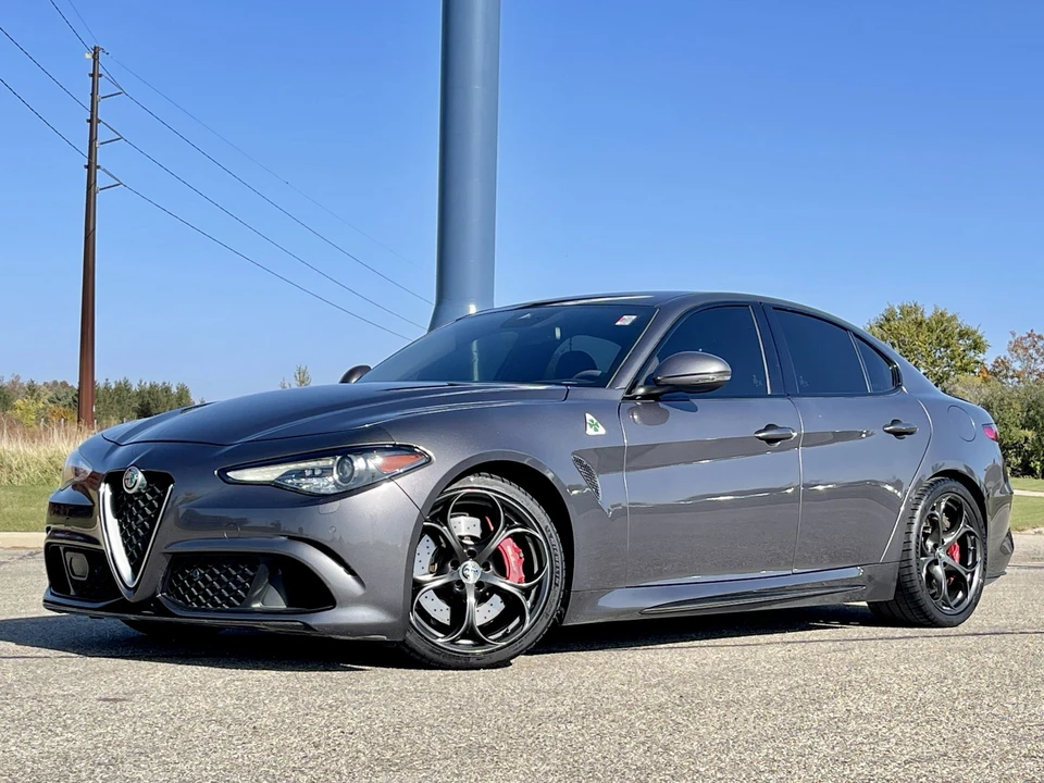 2017 Alfa Romeo Giulia Quadrifoglio - Image 7 of 31