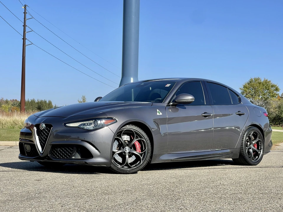 2017 Alfa Romeo Giulia Quadrifoglio - Image 5 of 31