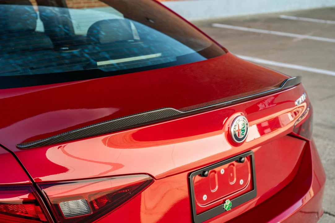 2017 Alfa Romeo Giulia Quadrifoglio - Image 30 of 31