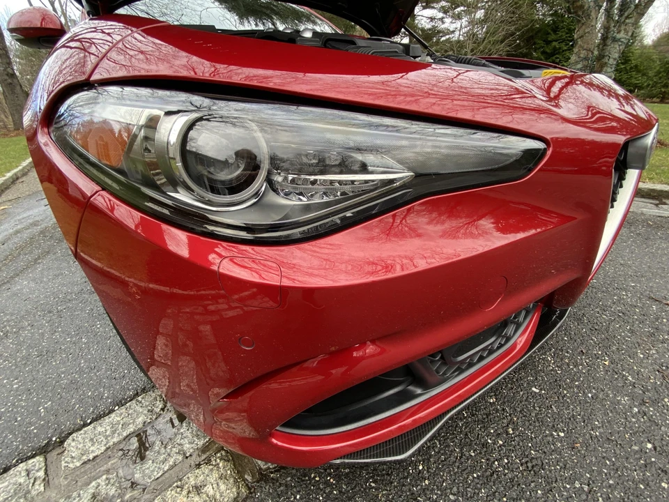 2017 Alfa Romeo Giulia Quadrifoglio - Image 25 of 31