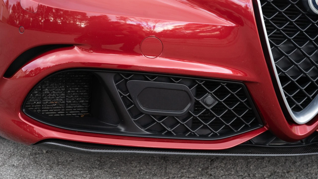 2017 Alfa Romeo Giulia Quadrifoglio - Image 31 of 31