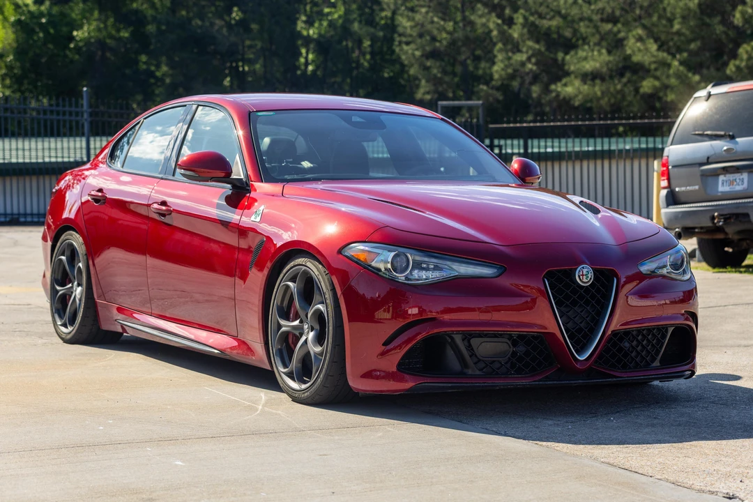 2017 Alfa Romeo Giulia Quadrifoglio - Image 10 of 31