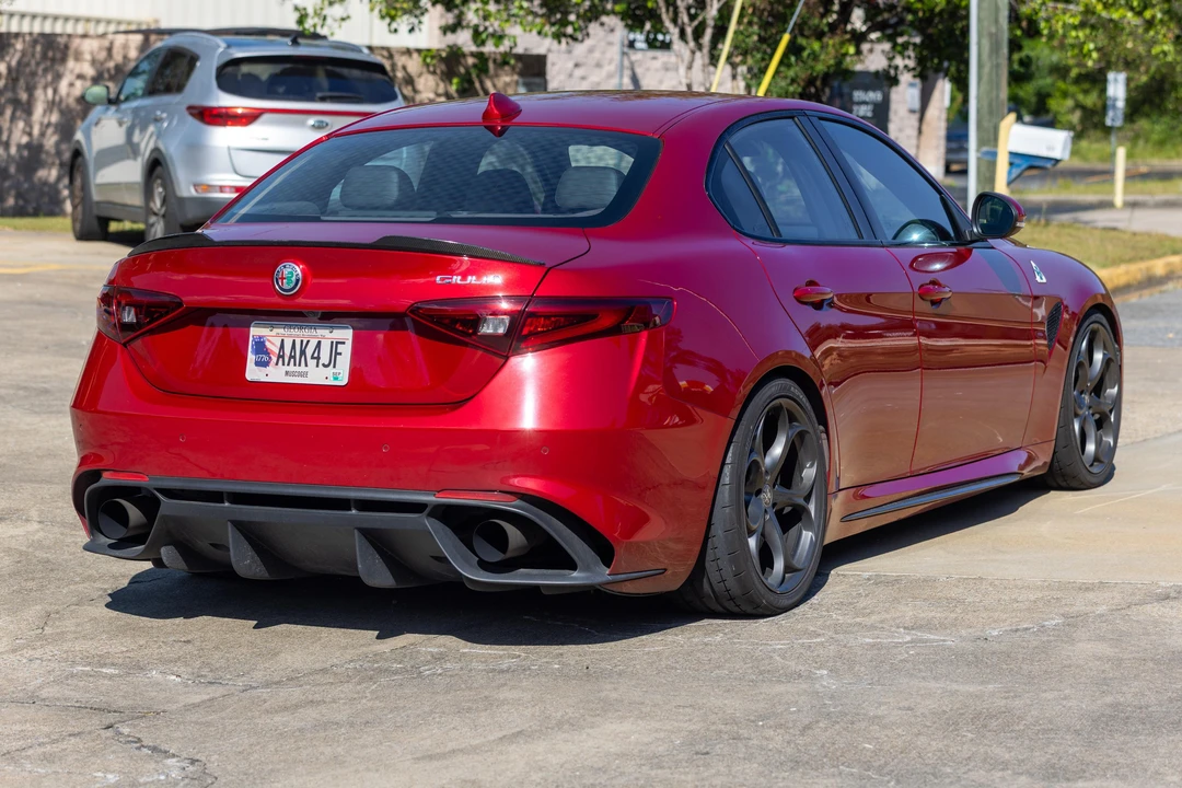 2017 Alfa Romeo Giulia Quadrifoglio - Image 9 of 31