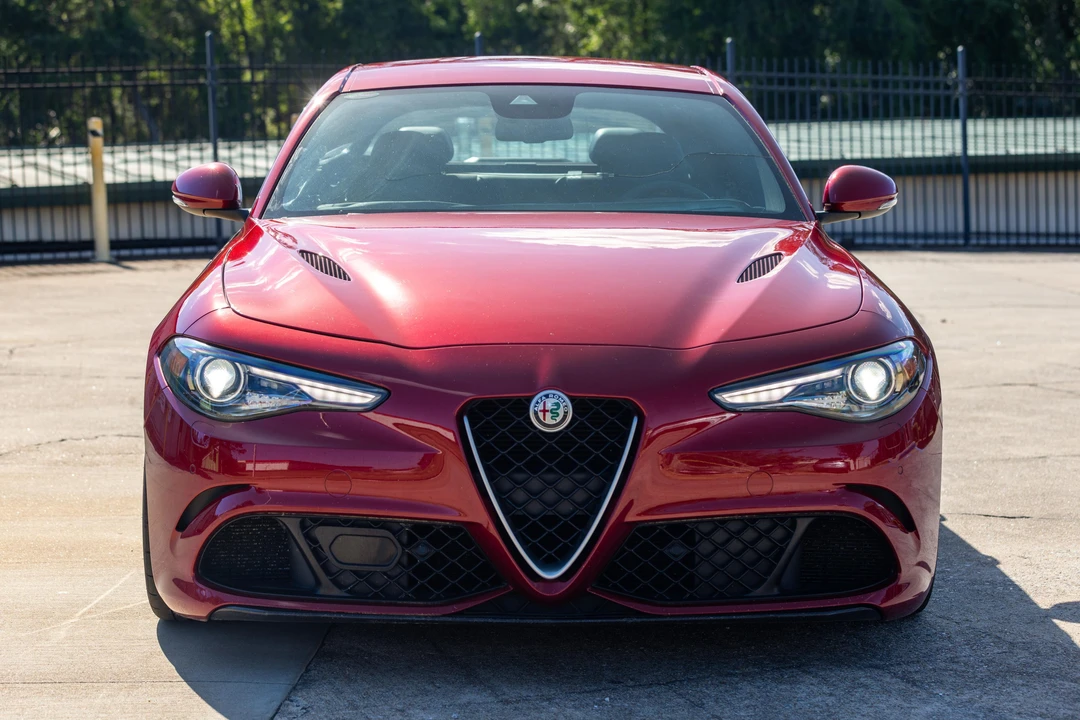 2017 Alfa Romeo Giulia Quadrifoglio - Image 6 of 31