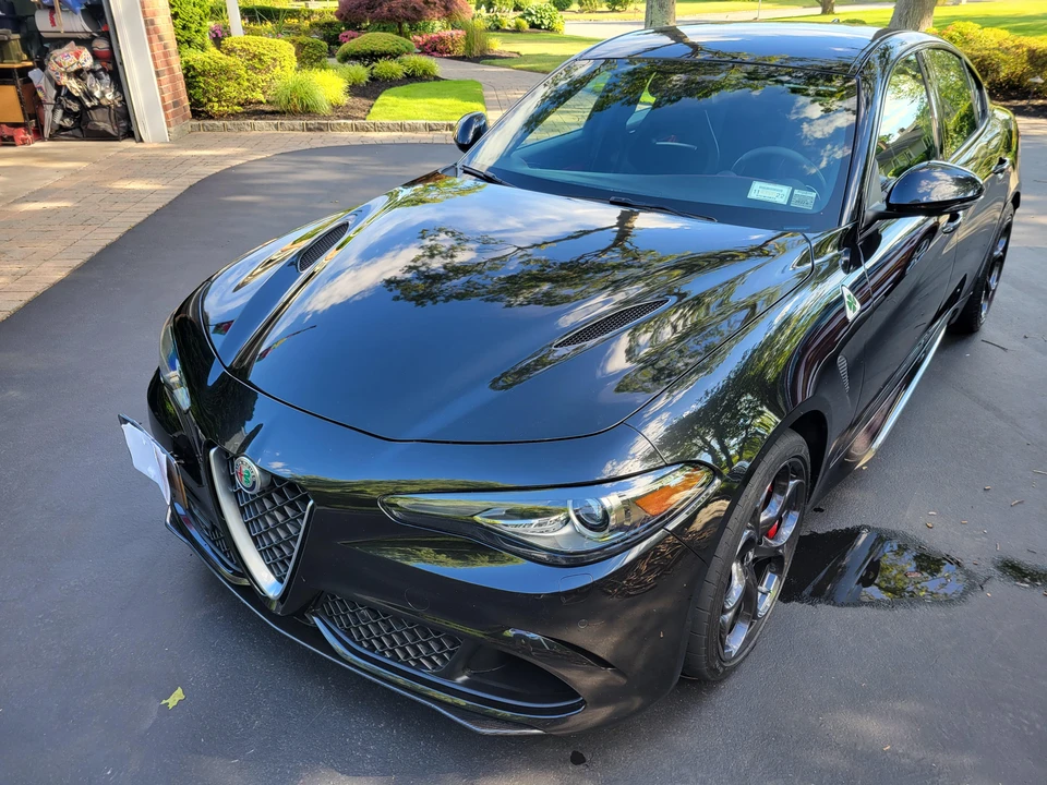 2017 Alfa Romeo Giulia Quadrifoglio - Image 7 of 31