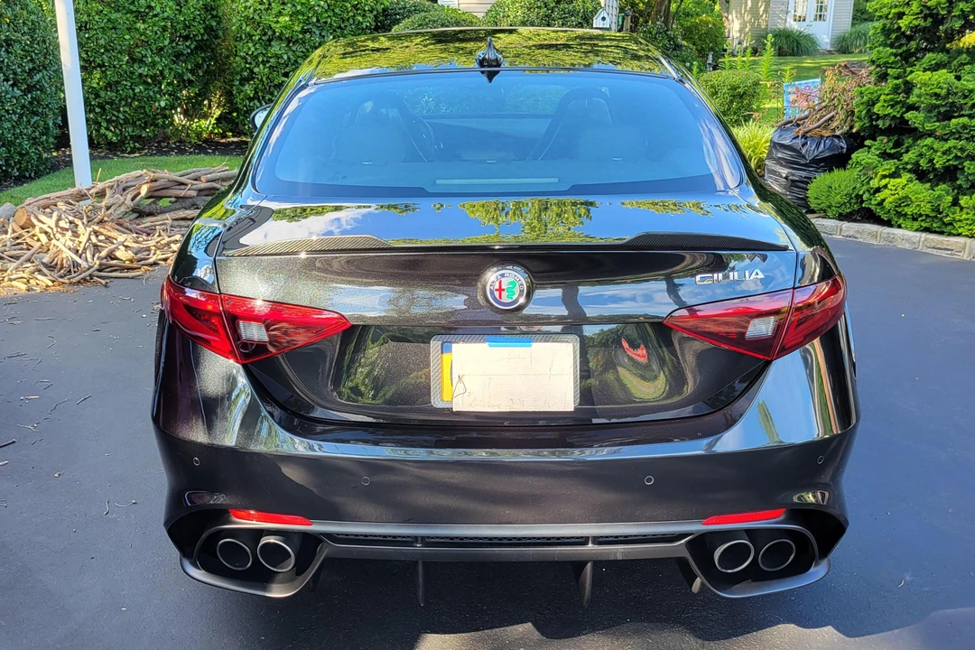 2017 Alfa Romeo Giulia Quadrifoglio - Image 5 of 31