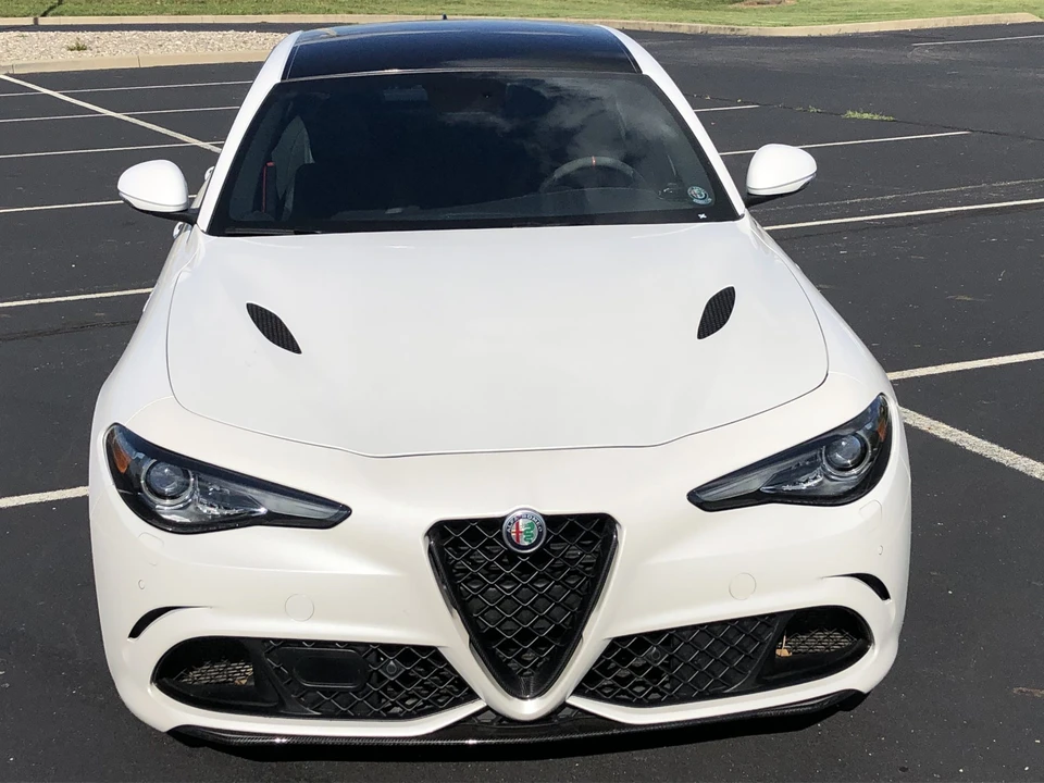 2017 Alfa Romeo Giulia Quadrifoglio - Image 3 of 31