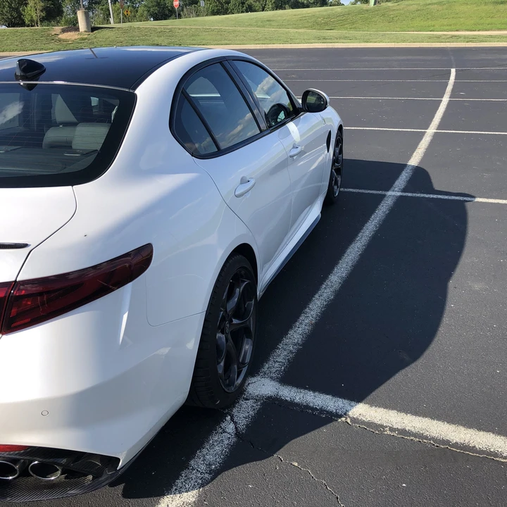 2017 Alfa Romeo Giulia Quadrifoglio - Image 15 of 31