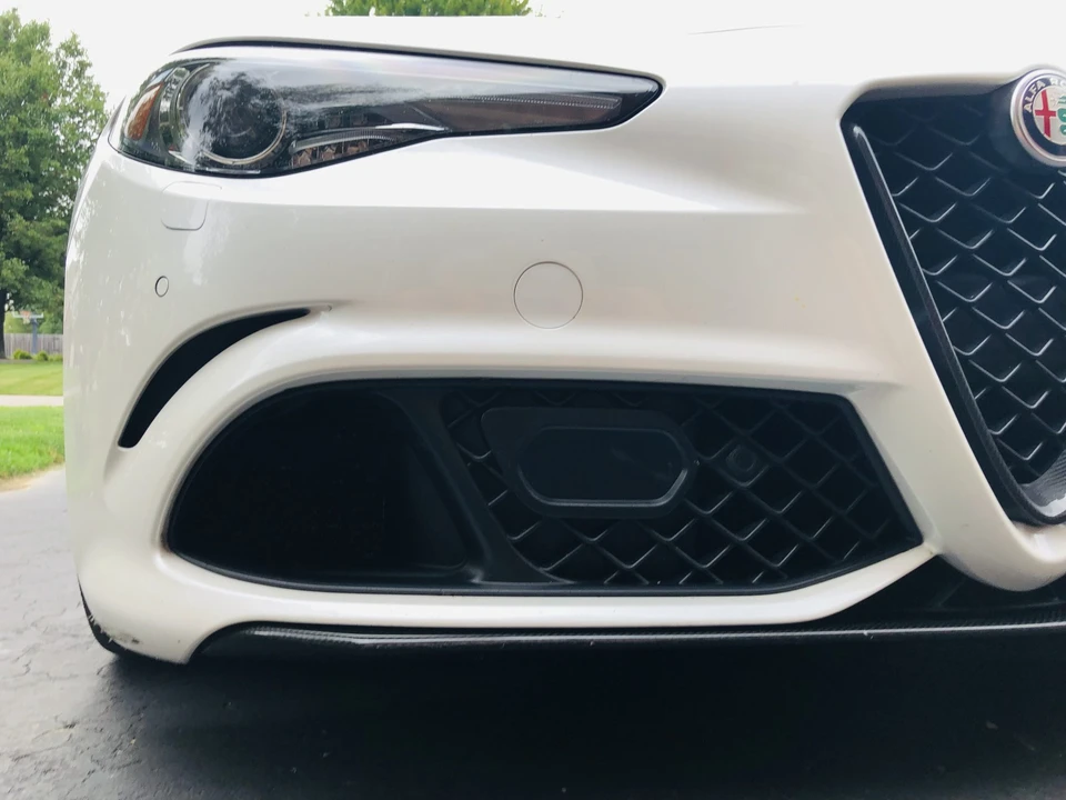 2017 Alfa Romeo Giulia Quadrifoglio - Image 29 of 31