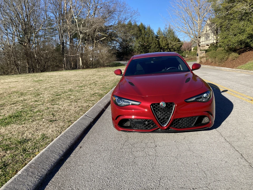 2017 Alfa Romeo Giulia Quadrifoglio - Image 7 of 31