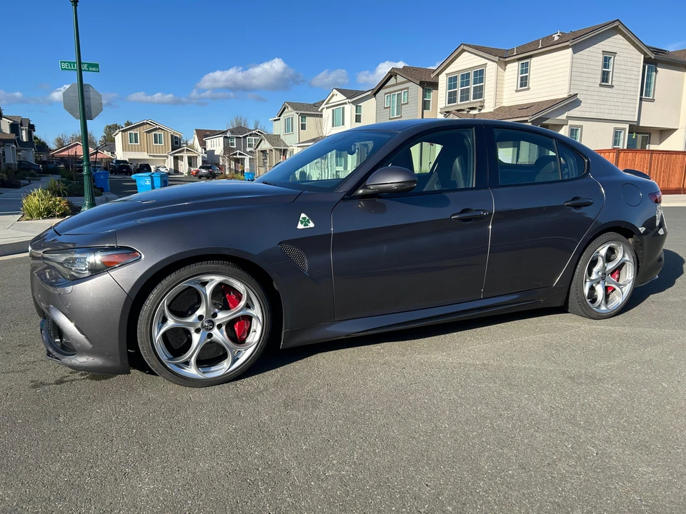 2017 Alfa Romeo Giulia Quadrifoglio - Image 10 of 31