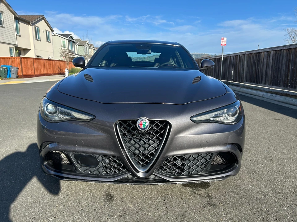 2017 Alfa Romeo Giulia Quadrifoglio - Image 21 of 31