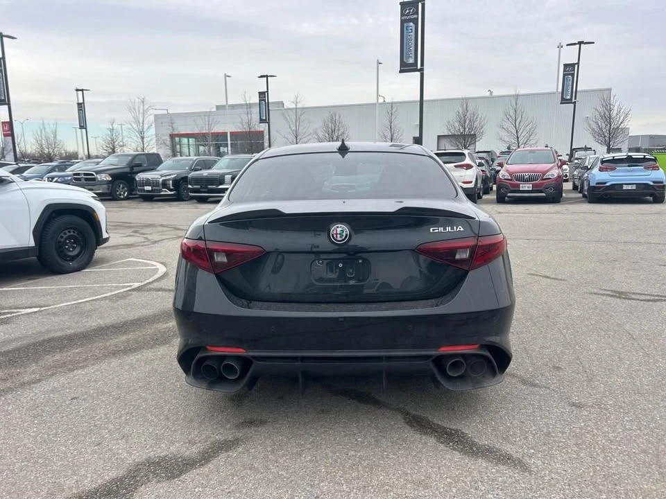 2017 Alfa Romeo Giulia Quadrifoglio - Image 5 of 5