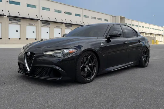 2017 Alfa Romeo Giulia Quadrifoglio