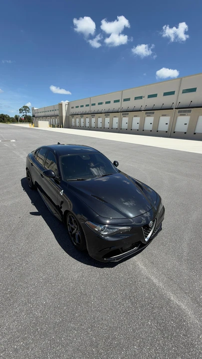 2017 Alfa Romeo Giulia Quadrifoglio - Image 10 of 31