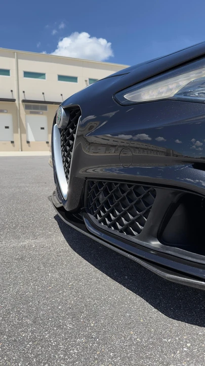 2017 Alfa Romeo Giulia Quadrifoglio - Image 15 of 31