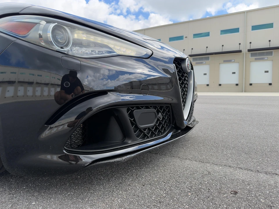 2017 Alfa Romeo Giulia Quadrifoglio - Image 13 of 31