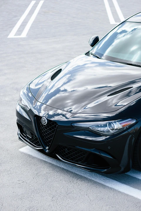 2017 Alfa Romeo Giulia Quadrifoglio - Image 21 of 31