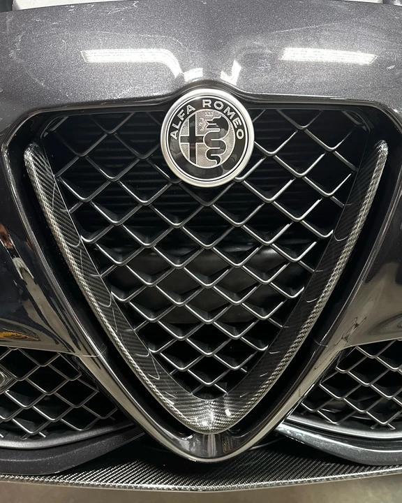 2017 Alfa Romeo Giulia Quadrifoglio - Image 19 of 31