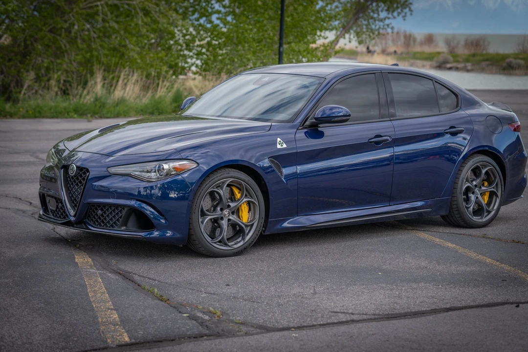 2017 Alfa Romeo Giulia Quadrifoglio - Image 4 of 31