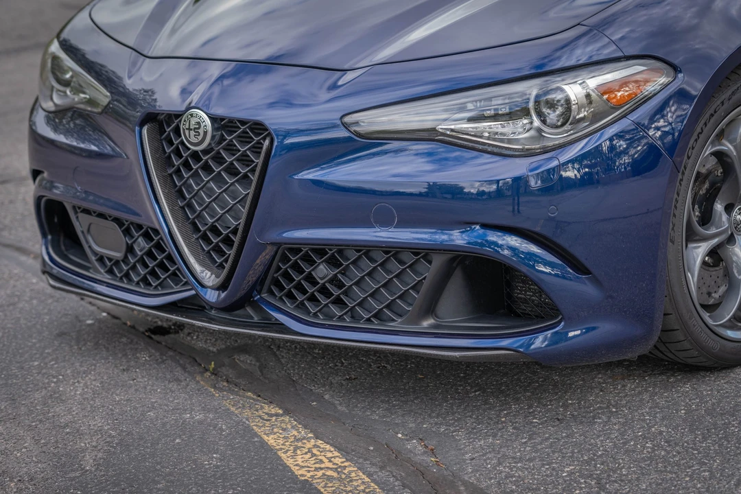 2017 Alfa Romeo Giulia Quadrifoglio - Image 16 of 31