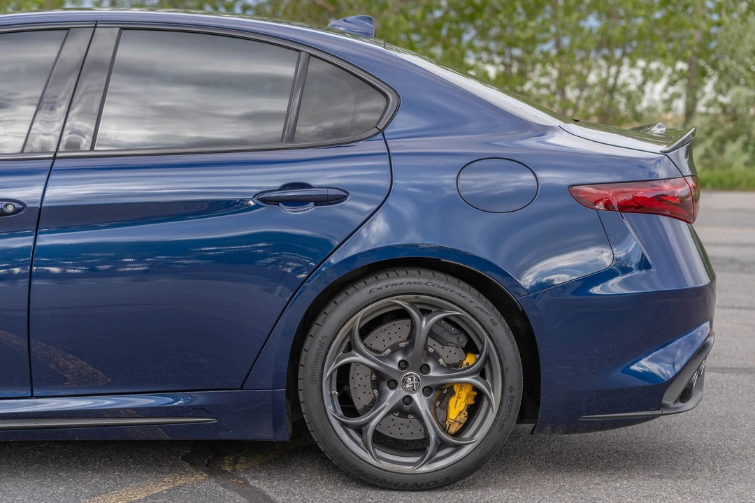 2017 Alfa Romeo Giulia Quadrifoglio - Image 20 of 31
