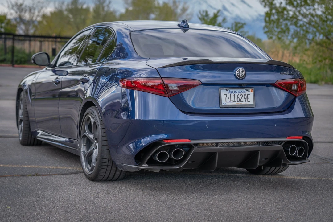 2017 Alfa Romeo Giulia Quadrifoglio - Image 8 of 31