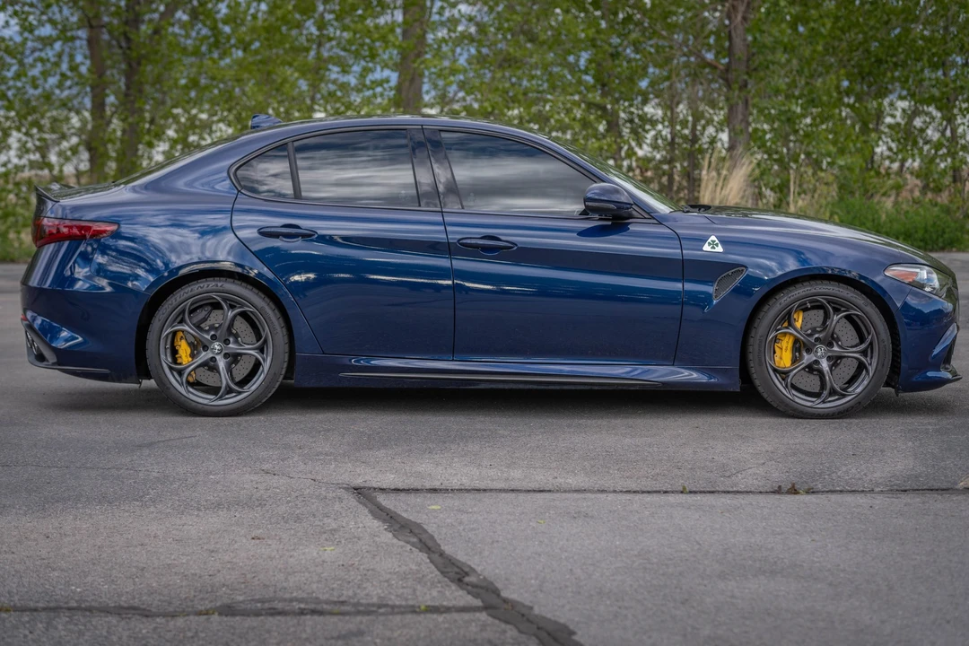 2017 Alfa Romeo Giulia Quadrifoglio - Image 11 of 31