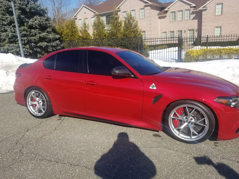2017 Alfa Romeo Giulia Quadrifoglio - Image 14 of 31