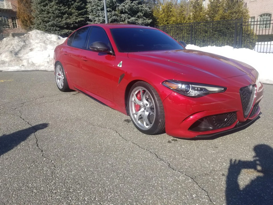 2017 Alfa Romeo Giulia Quadrifoglio - Image 15 of 31