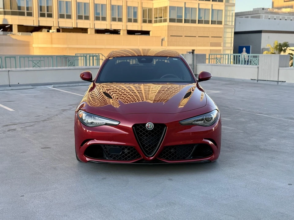 2017 Alfa Romeo Giulia Quadrifoglio - Image 5 of 31