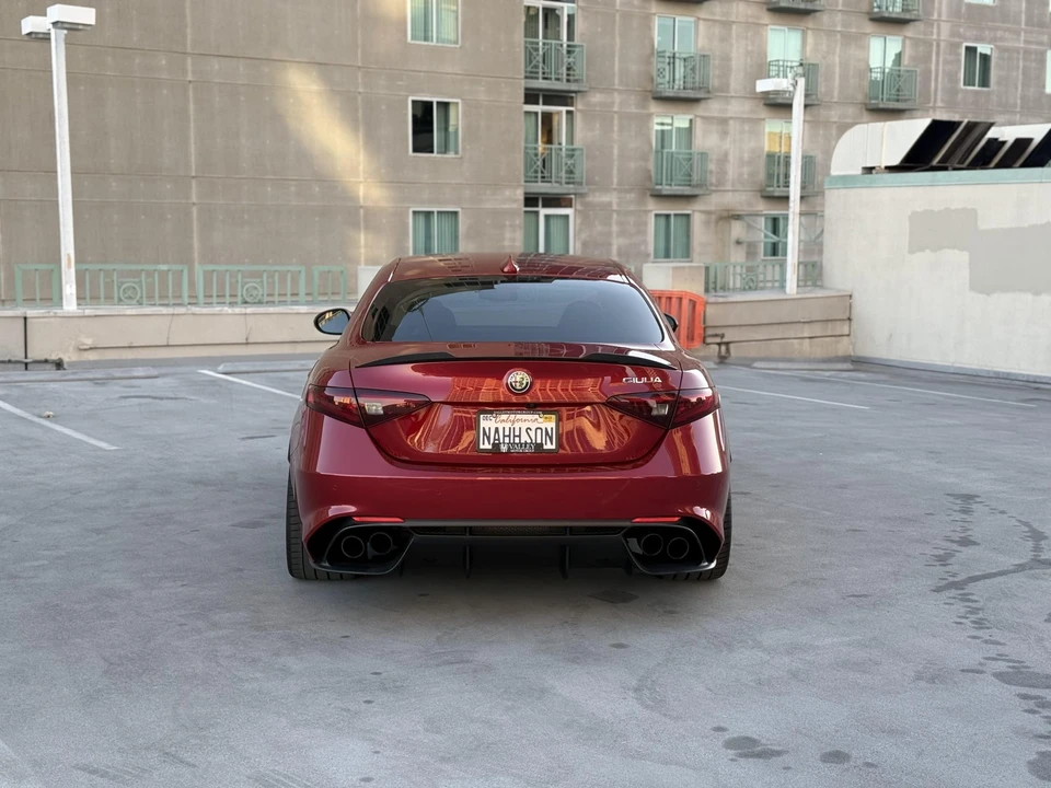 2017 Alfa Romeo Giulia Quadrifoglio - Image 16 of 31